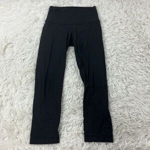 Lululemon Align Crop *21" Diverge Emboss Black